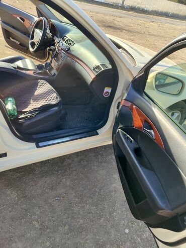 поворотники гольф 2: Mercedes-Benz E-Class: 2009 г., 1.8 л, Автомат, Бензин, Седан