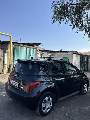 step wgn: Toyota Ist: 2002 г., 1.5 л, Автомат, Газ, Хэтчбэк — 1