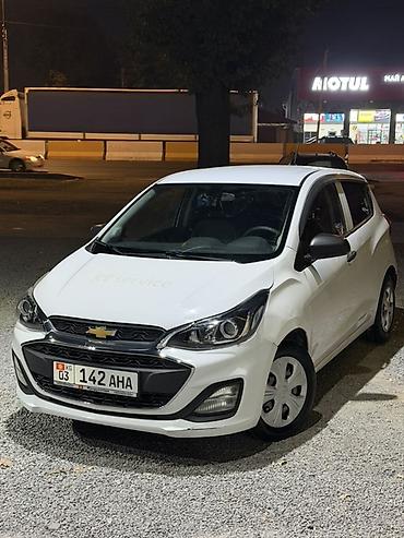 аренда chevrolet spark: Chevrolet Spark: 2020 г., 1 л, Автомат, Бензин, Хэтчбэк — 3