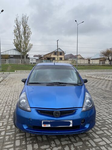 Honda: Honda Jazz: 2004 г., 1.3 л, Механика, Газ, Хэтчбэк