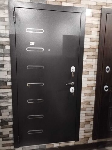 Giriş qapıları: Mənzil üçün Yeni Giriş qapısı Zamok ilə, Zəmanətli, Pulsuz quraşdırma, Pulsuz çatdırılma — 14