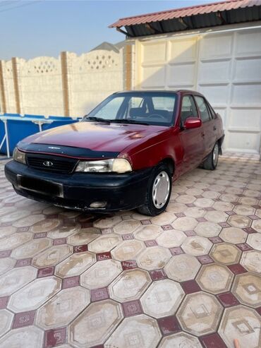 Daewoo: Daewoo Nexia: 1996 г., 1.5 л, Механика, Бензин, Седан