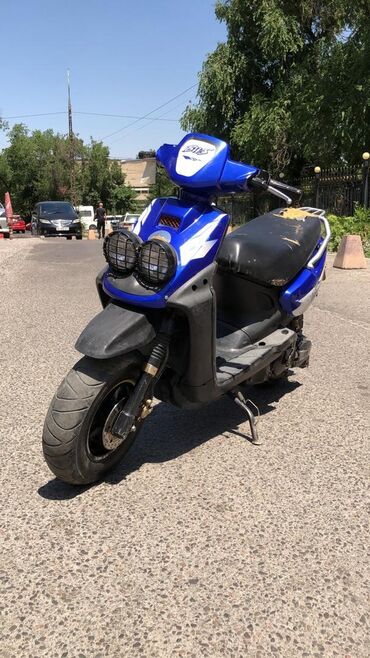 скутер мопед: Скутер Yamaha, 100 куб. см, Бензин, Колдонулган