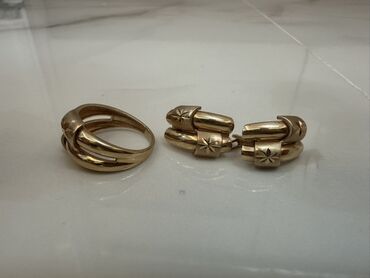 свадебные платья от дизайнеров: Комплект золото 585 кольцо + серьги-клипсы (или серьги-конго с