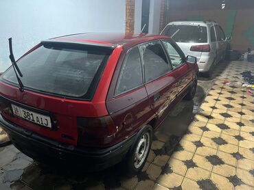 Opel: Opel Astra: 1996 г., 1.6 л, Механика, Бензин, Хэтчбэк