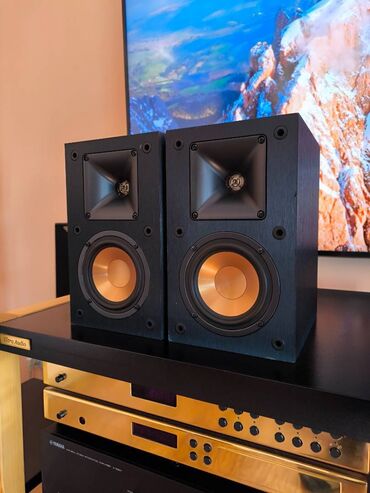 Zvučnici i stereo sistemi: Klipsch R-14M Bookshelf Zvučnici Opis: Klipsch R-14M kompaktni — 4