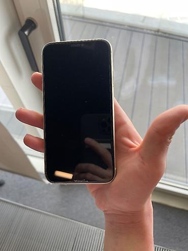 telefon iphone 10: IPhone 11, 128 GB, Ağ, Barmaq izi, Face ID, Sənədlərlə — 10