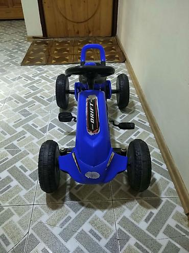 elekt: Uşaq pedallı qaçış maşını (go-kart) – mavi - Pedallı idarəetmə: ön — 3