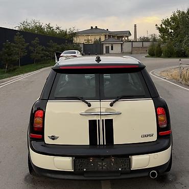 машина срочно: Mini Cooper Clubman: 2010 г., 1.6 л, Автомат, Бензин, Универсал — 3