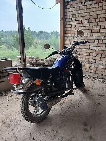 Мотоциклы: Мотоцикл дорожный FYMT 150 (примерно 150–200 см³ по наклейке “FYMT — 2