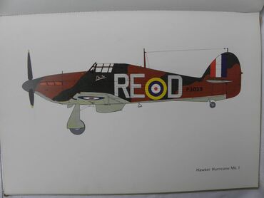 Knjige i stripovi: Knjiga:Military Aircraft 5(Vojni avioni) 34, 5 cm. format, 43 str. + — 3