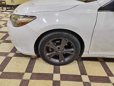 panel vurmaq: Toyota Camry: 2.5 l | 2014 il Sedan — 7