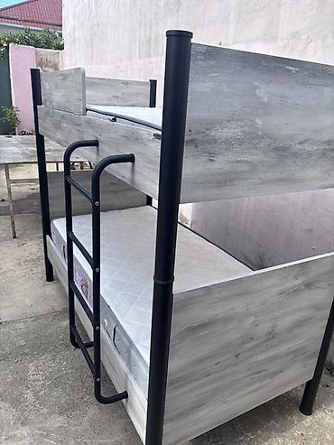 matras demiri: İki mərtəbəli çarpayı Çox əla vəziyətdə 2metr uzunu 1 metr eni - — 2