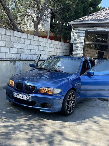 toyota corolla cross: BMW 3 series: 2.5 l | 1999 il Sedan — 8