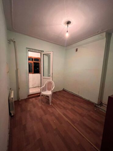 Uzunmüddətli kirayə mənzillər: Sabunçu rayonu Bakıxanov qəsəbəsində İcra hakimiyyətinin arxasında 2-3 — 8