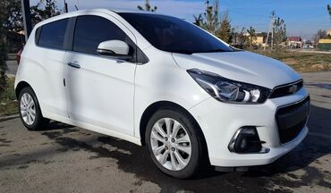 ишу авто: Chevrolet Spark: 2015 г., 0.1 л, Бензин, Хэтчбэк