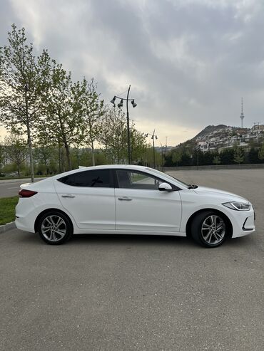 Hyundai: Hyundai Avante: 1.6 l | 2016 il Sedan — 9
