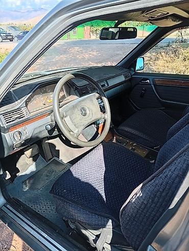 мерседес автомат: Mercedes-Benz : 1992 г., Автомат, Бензин — 3