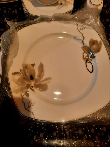 Nahar dəstləri və servizlər: Nahar dəsti, rəng - Ağ, Farfor, 8 nəfərlik, Almaniya -da lalafo.az — 2 Nahar dəstləri və servizlər: Nahar dəsti, rəng - Ağ, Farfor, 8 nəfərlik, Almaniya — 2