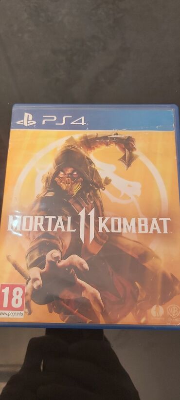 islenmis monitorlar: Mortal Kombat 11 PS4 üçün. Təzə kimidi 5-6 dəfə oynamışam. Qutusu ve