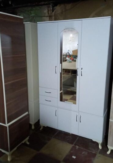Dolablar: Yeni, Açılan, 3 qapılı Düz dolab, Qarderob, paltar dolabı — 10