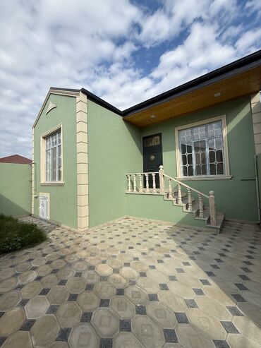 дом в азербайджане: Бина 4 комнаты, 110 м², Свежий ремонт