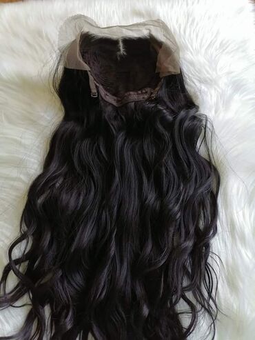 Perike i klipse: Poluprirodne perike
Za cene pitajte nisu sve iste
Od 3500 do 7500 — 7