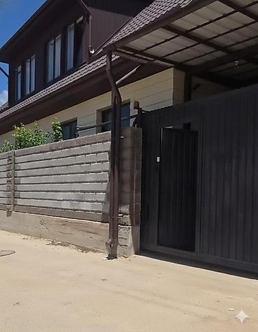 Продажа коттеджей и домов: Продается частный дом (/2/уровневый) 📍 Адрес: Город Чолпон-Ата 📐 — 1