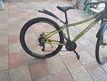 Dağ velosipedləri: Velosiped Cəmi1,2 dəfə sürülüb təzə kimidi telefon tutacagı, su qabı — 5