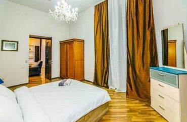 Uzunmüddətli kirayə mənzillər: 📍 Улица Зарифа Алиева, рядом с метро Сахил, 10 минут пешком до центра — 9