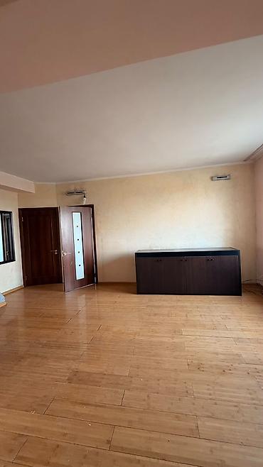 продажа квартира кок жар: 3 комнаты, 100 м², Пишпек Индивидуалка, 5 этаж, Косметический ремонт — 4