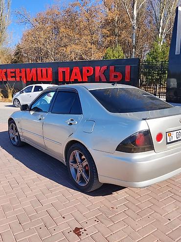 275 35 22: Toyota Altezza: 1999 г., 2 л, Автомат, Бензин, Седан — 10