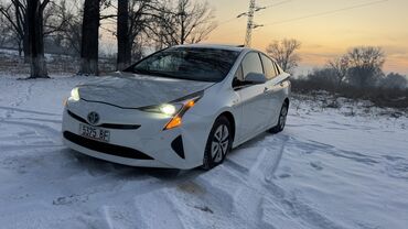 Toyota: Toyota Prius: 2018 г., 1.8 л, Вариатор, Гибрид, Хэтчбэк