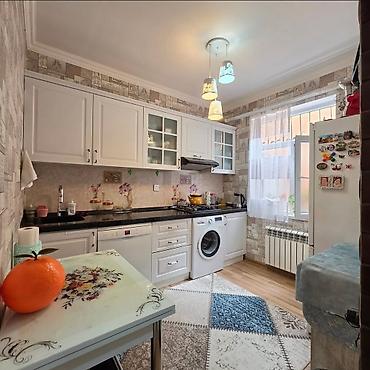 Həyət evləri və villaların satışı: 3 otaqlı, 71 kv. m, Orta təmir — 12