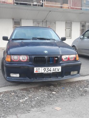 машына bmw: BMW 316: 1993 г., 1.6 л, Механика, Бензин, Седан