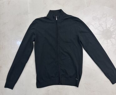 Кардиганы: Кардиган, Шерсть, Вязаная модель at lalafo.kg Кардиганы: Кардиган, Шерсть, Вязаная модель