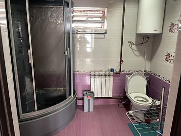 Аренда складов и мастерских: Помещение, оснащенное для пошива одежды, включает несколько рабочих — 11