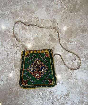sumqayıtda canta: Əl işı çiyin çantası - Material: qalın parça/felt tipli əsas, əl ilə — 2