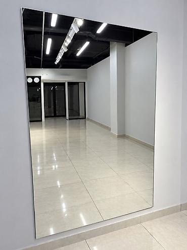Зеркала: Продаётся большое зеркало с подсветкой Размер 180× 120 см. Сзади — 1