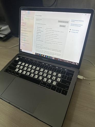 монитор андроид: MacBook Pro 13" (серый космос) с сенсорной панелью Touch Bar — 2