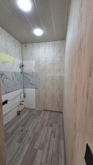 Köhnə tikili: Bakı, 3-cü mikrorayon, 1 otaqlı, Köhnə tikili, m. Memar Əcəmi, 35 kv. m — 6