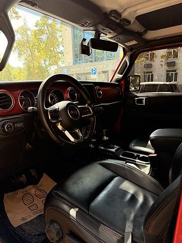 внедорожник мини: Jeep Wrangler: 2020 г., 2 л, Автомат, Бензин, Внедорожник — 8