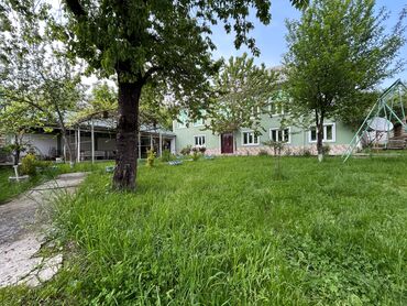 Günlük kirayə mənzillər: 5 otaqlı — 6