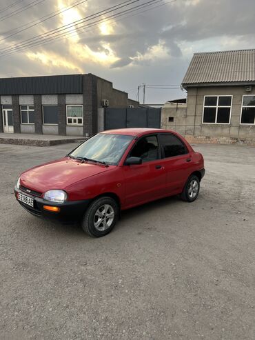 скупка домкрат: Mazda 121: 1992 г., 1.3 л, Механика, Бензин, Седан