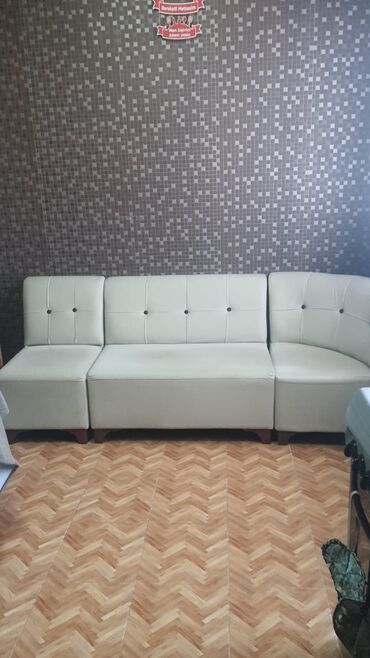 islenmis metbex divanlari: Künc divan, İşlənmiş, Açılmayan, Bazasız, Parça, Çatdırılma yoxdur