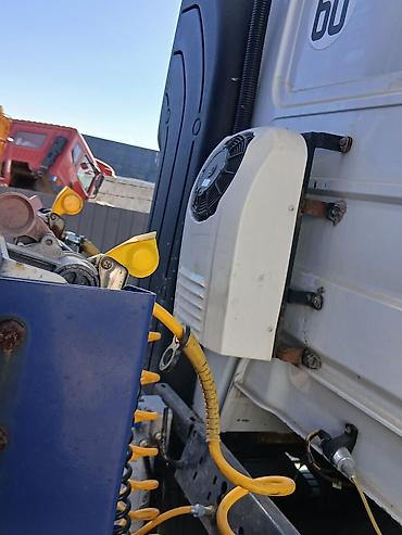 daf 2013: Тягач, Renault, Шторный — 10