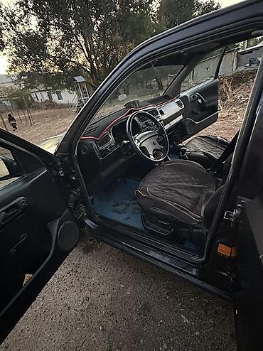 Volkswagen: Volkswagen Golf: 1993 г., 1.8 л, Механика, Бензин, Хэтчбэк — 8