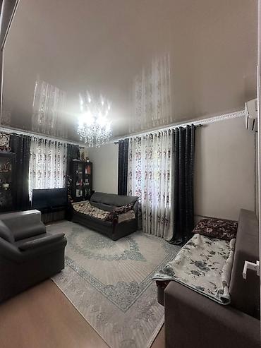 Продажа квартир: 3 комнаты, 72 м², 1 этаж — 12