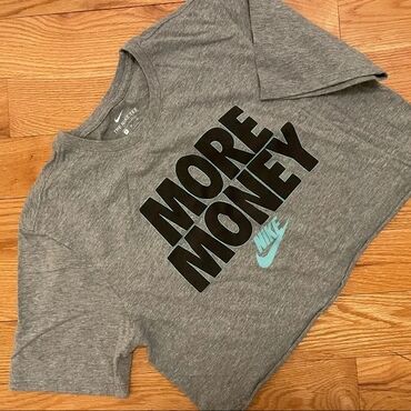 farmarke i: T-shirt Nike, color - Grey