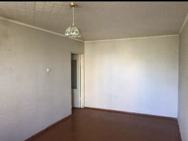 дома ново покровка: 2 комнаты, 45 м², 104 серия, Старый ремонт